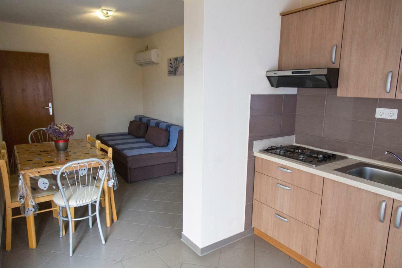 Apartments Beba Vir Eksteriør billede